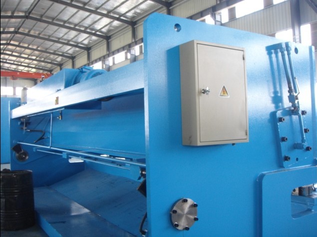 12X6000擺式剪板機(jī)